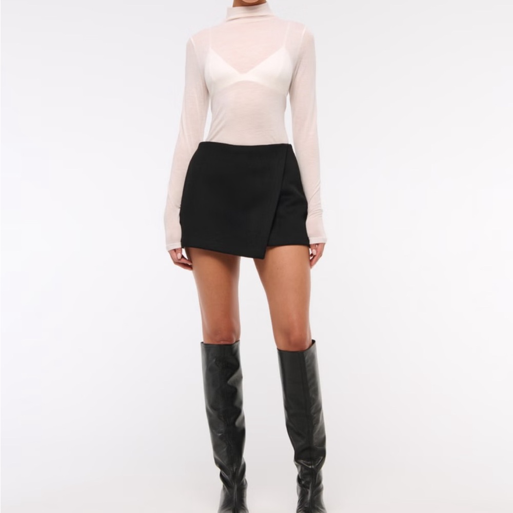 Abercrombie Black Wrap Skort